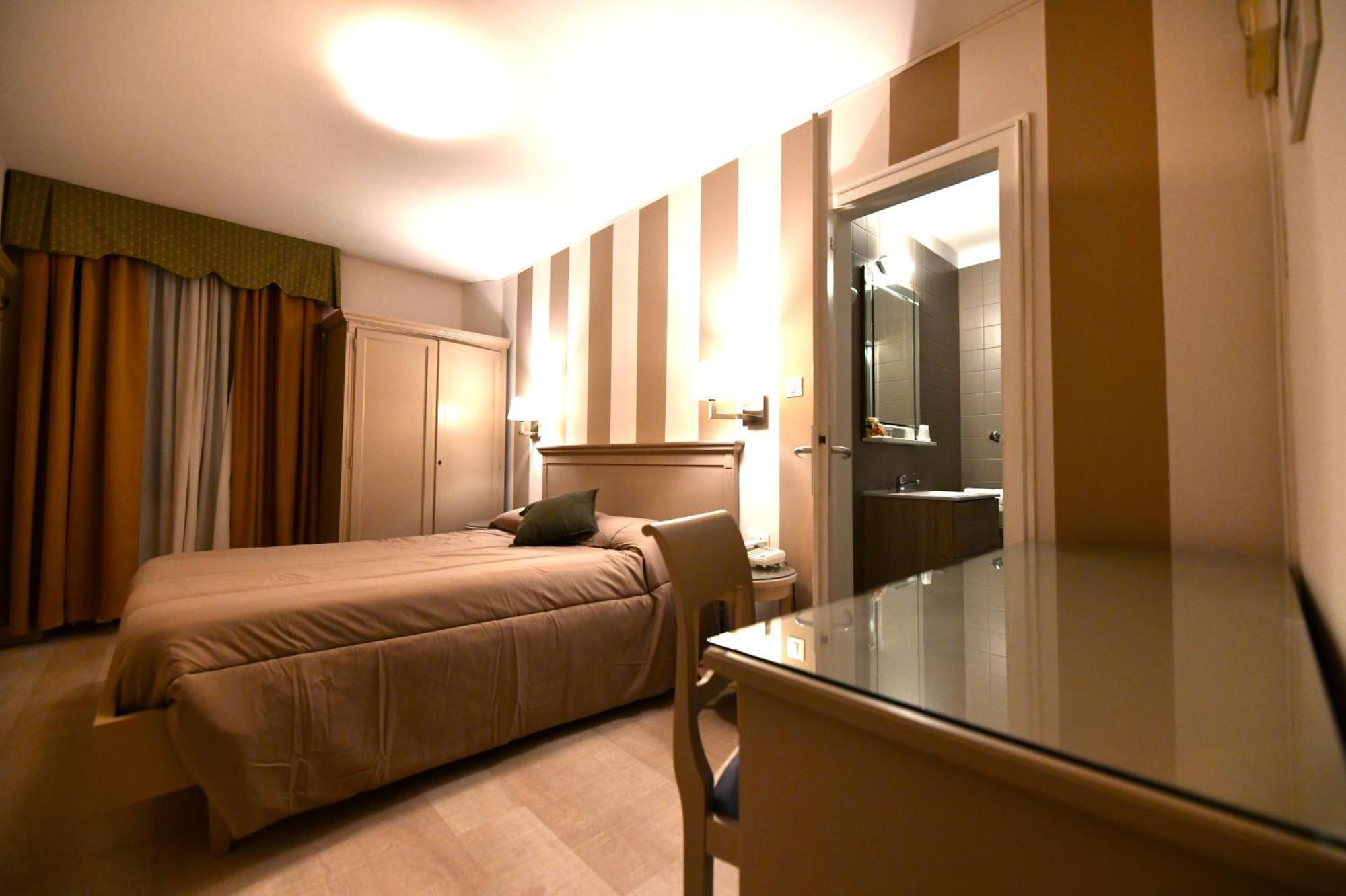 Hotel Bristol Trieste Esterno foto