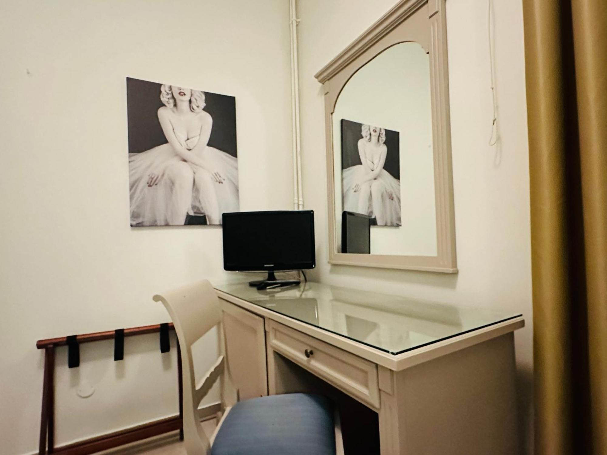 Hotel Bristol Trieste Esterno foto